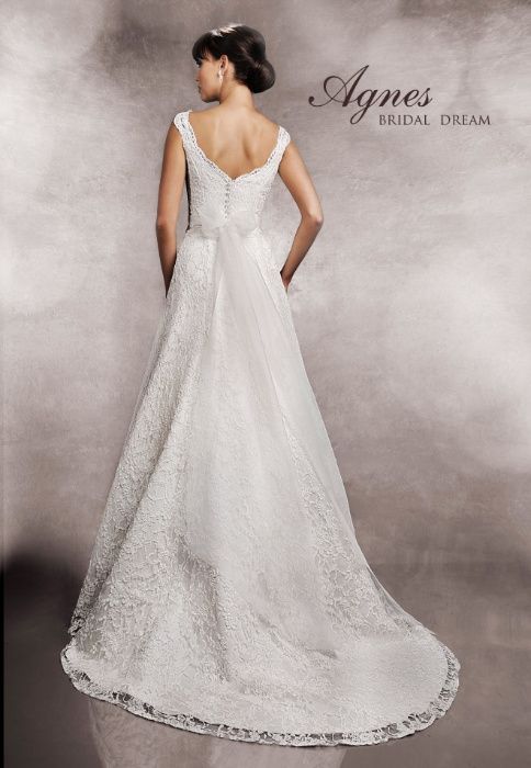 suknia ślubna, lekkie ecru, koronkowa