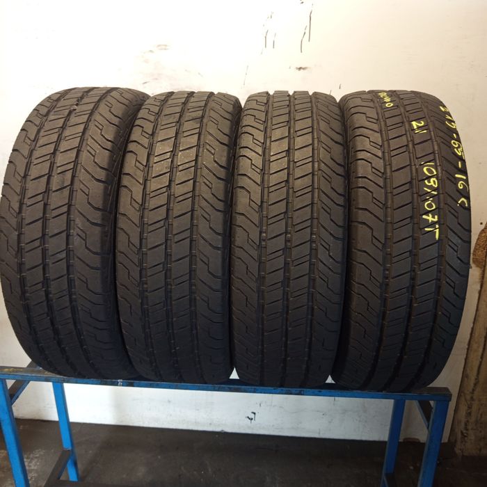 215/65r16c Continental conti van contact 100