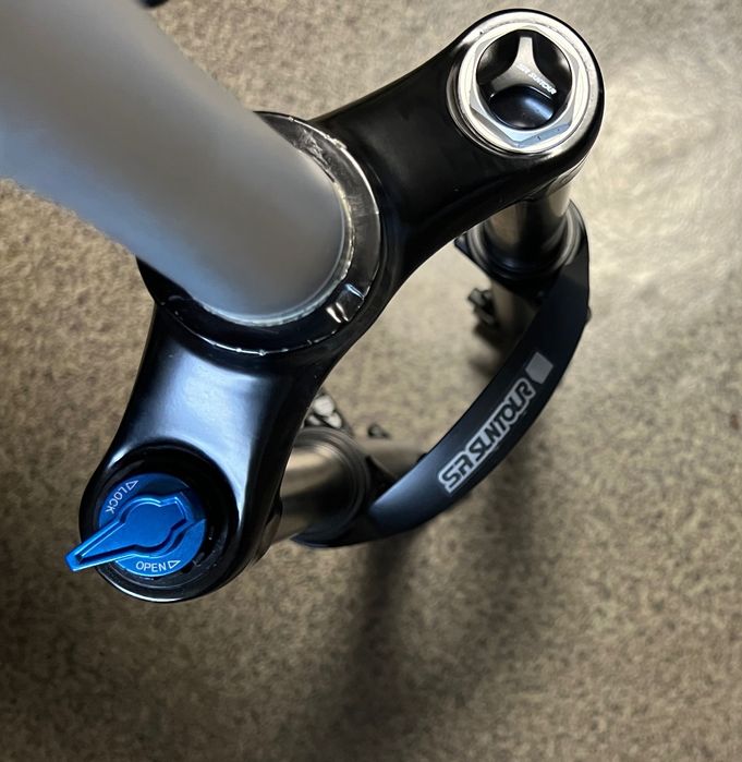 Amortyzator rowerowy SR SUNTOUR XCR 34