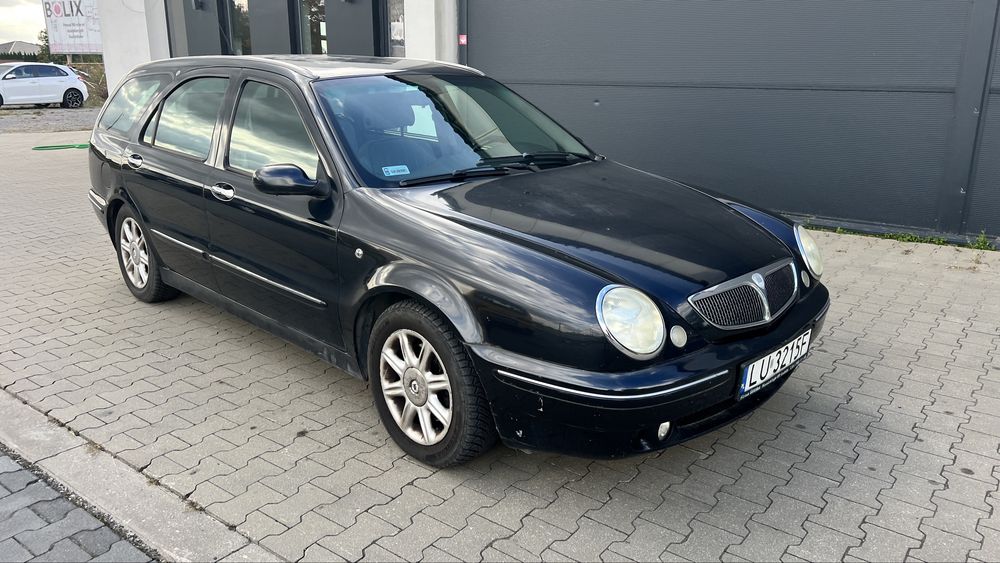 Lancia Lybra