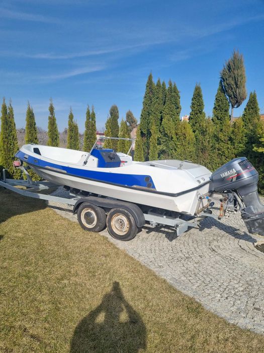 Motorówka łódź motorowa wędkarska