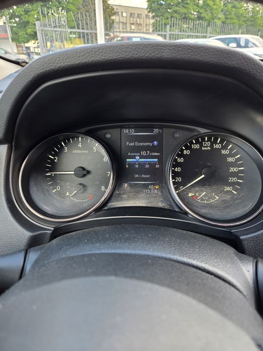 Офіційний X-TRAIL