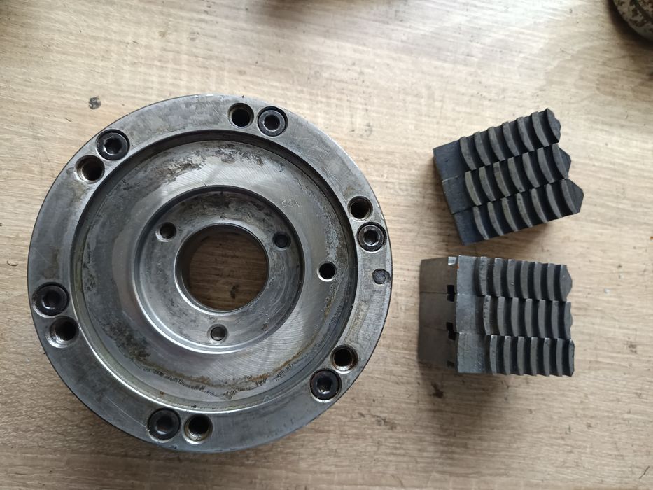 Szczęki do uchwytu 160 skok 8 szer 20mm