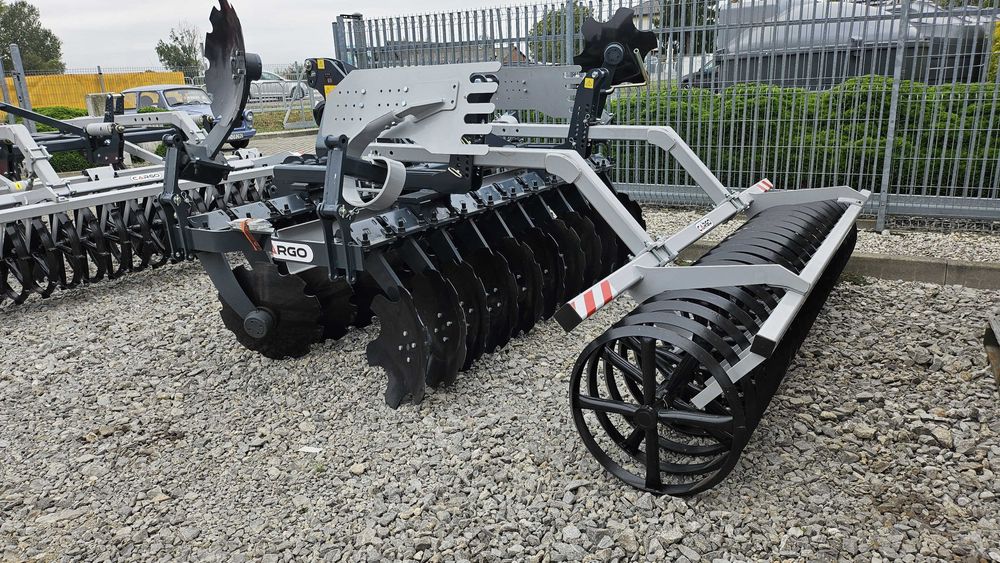 Kompaktowa brona talerzowa Cargo Gal 3000