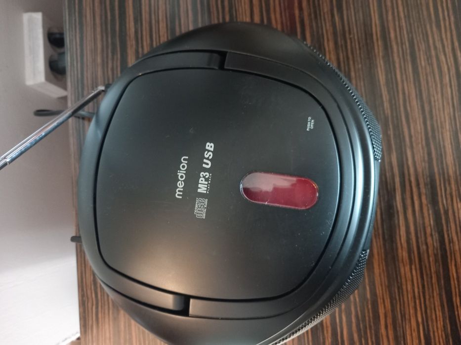 Radio sieciowo-bateryjne FM Medion E65711