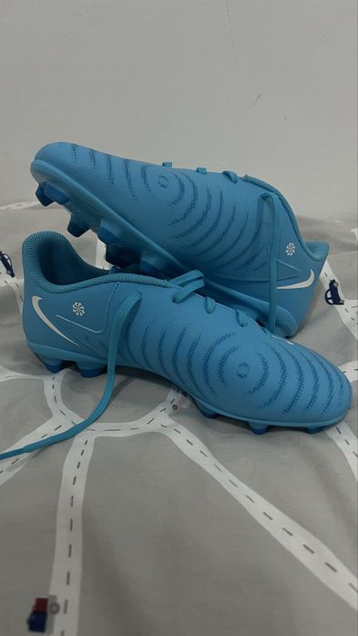 chuteira Nike Phantom GX II Futebol na cor azul