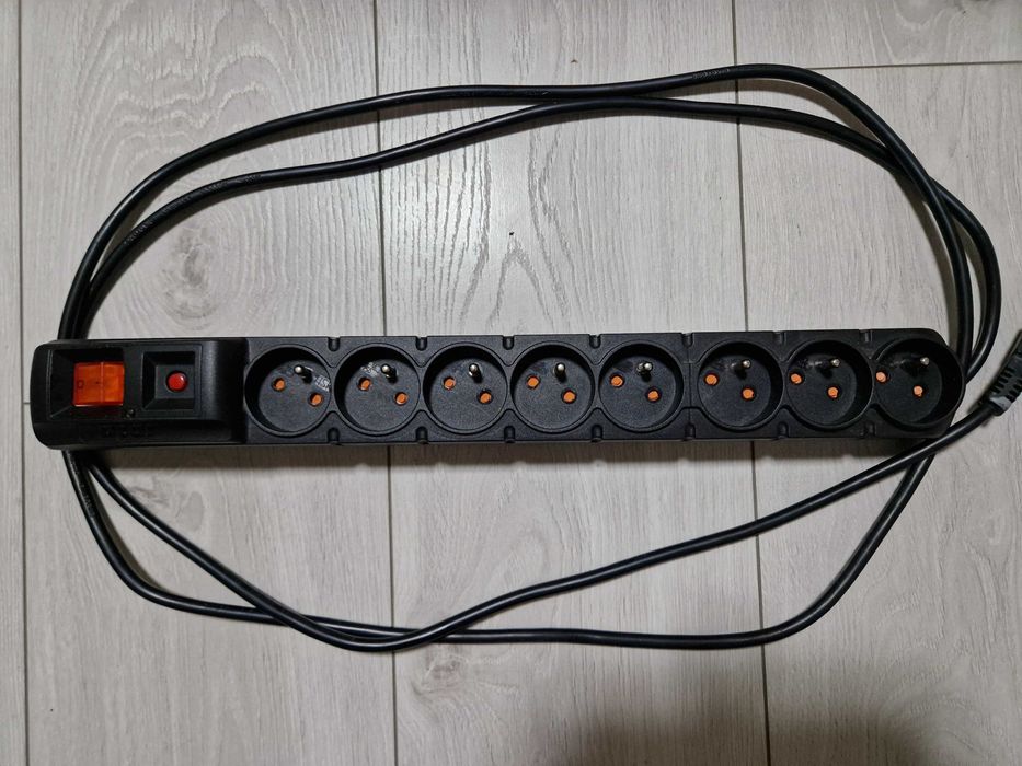 Listwa zasilająca HSK Adata Acar S8 3m