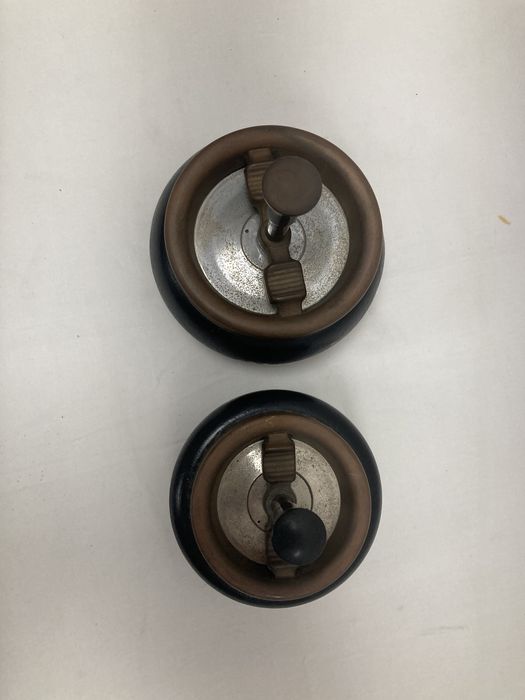 2 Cinzeiros Erhard & Söhne roulette Vintage