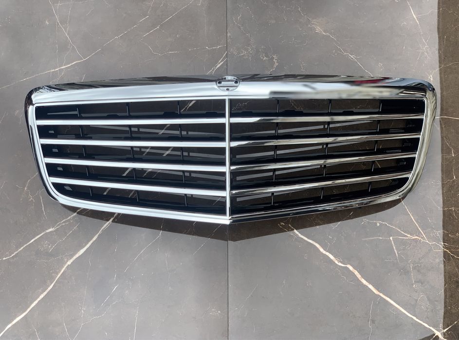Решетка Радиатора Mercedes Benz w211 Рестайлинг Аванград Решітка