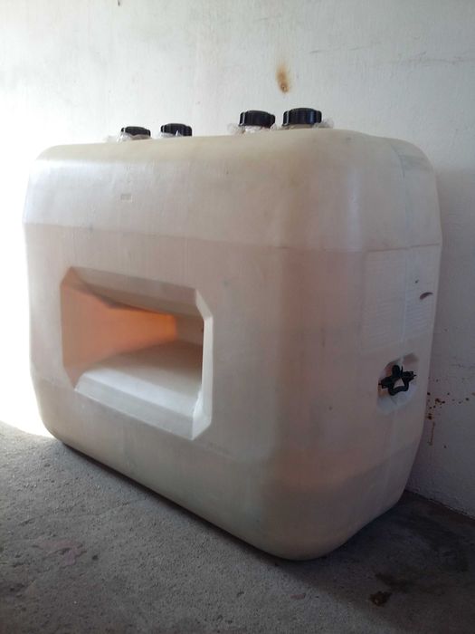 Sprzedam 3 zbiorniki  po 1000L