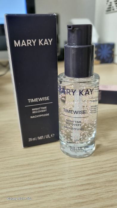 Serum witaminowe nawilżające na noc