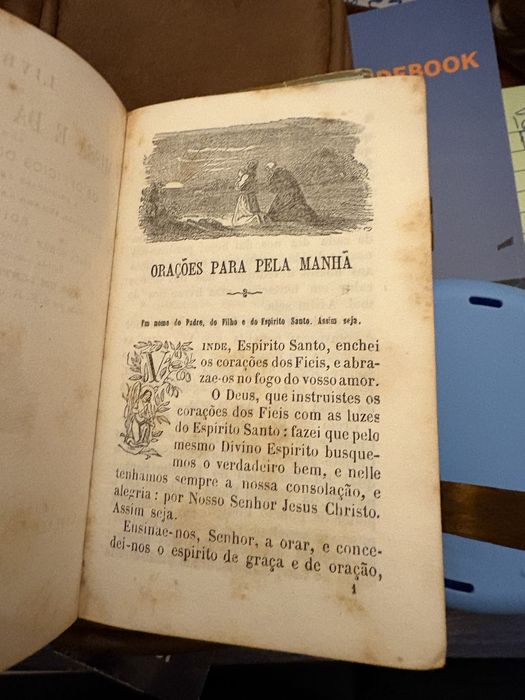 Livro oracao muito antigo