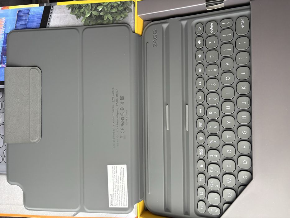 Teclado Ipad Air 2022 / 2020