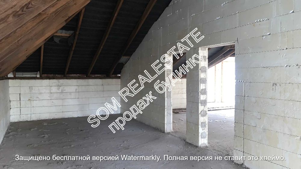 с. Романків, урочище "Голубе озеро", житловий будинок, 600 м2.
