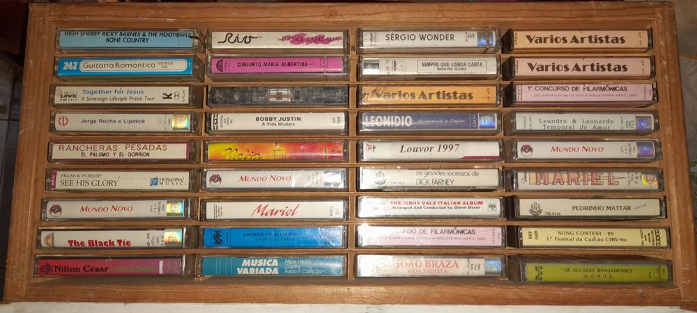 Cassetes K7,  musica portuguesa e estrangeira