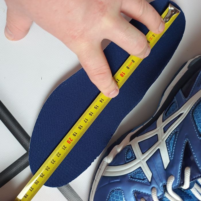 Волейбольні кросівки оригінальні Asics Gel-Tactic р40-41