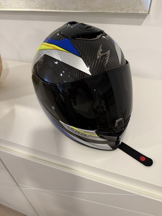 Capacete em carbono para mota ( C/Novo) Scorpion