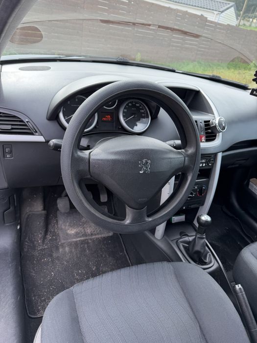 peugeot 207  1.4HDI