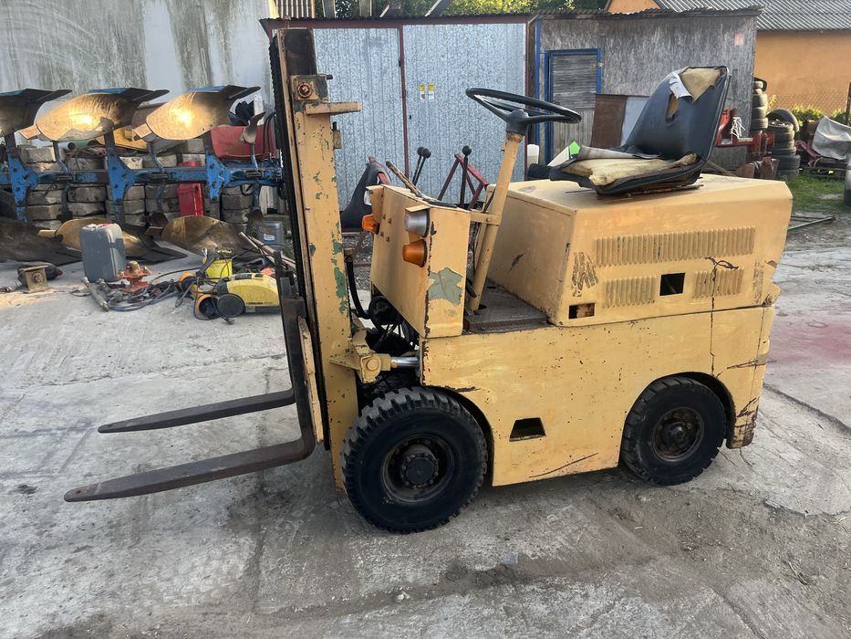 Wózek widlowy rak c330