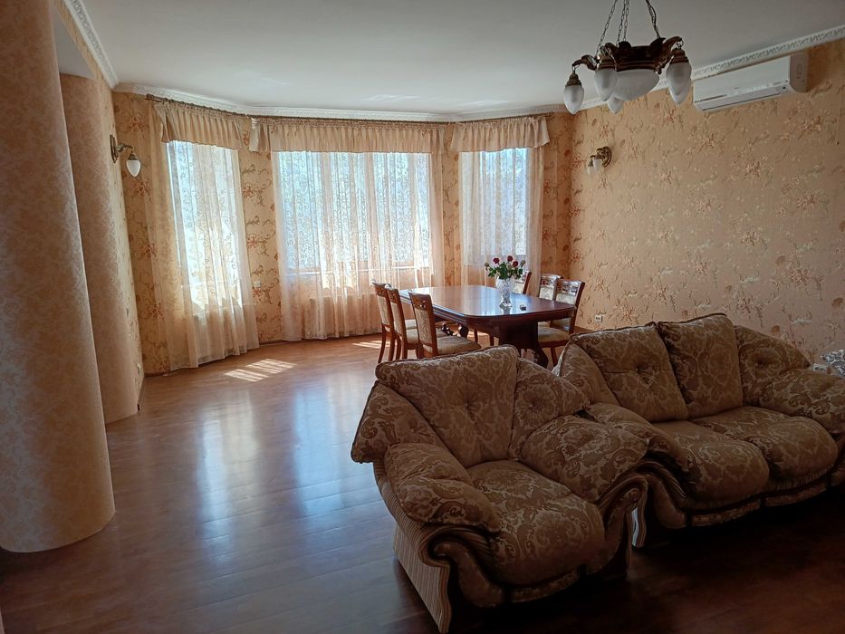 Прекрасный дом от собственника 24 сотки берег Хаджибеевского Лимана