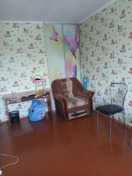 Здається будинок,кінець Богунії,для 3-5 чоловіків.