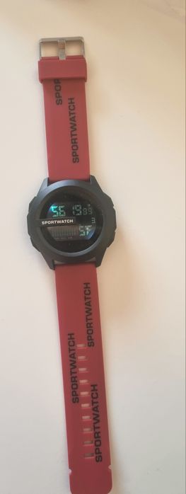 Relógio digital á prova de água NOVO