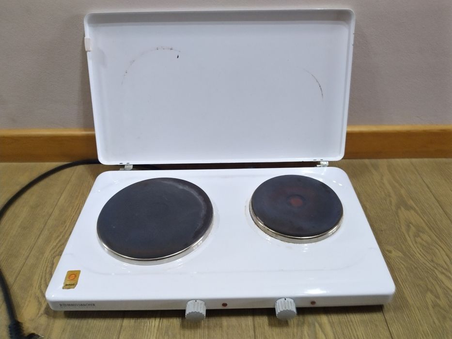 Nadblatowa podwójna płyta grzewcza Rommelsbacher THL 3097.1A o mocy3kW