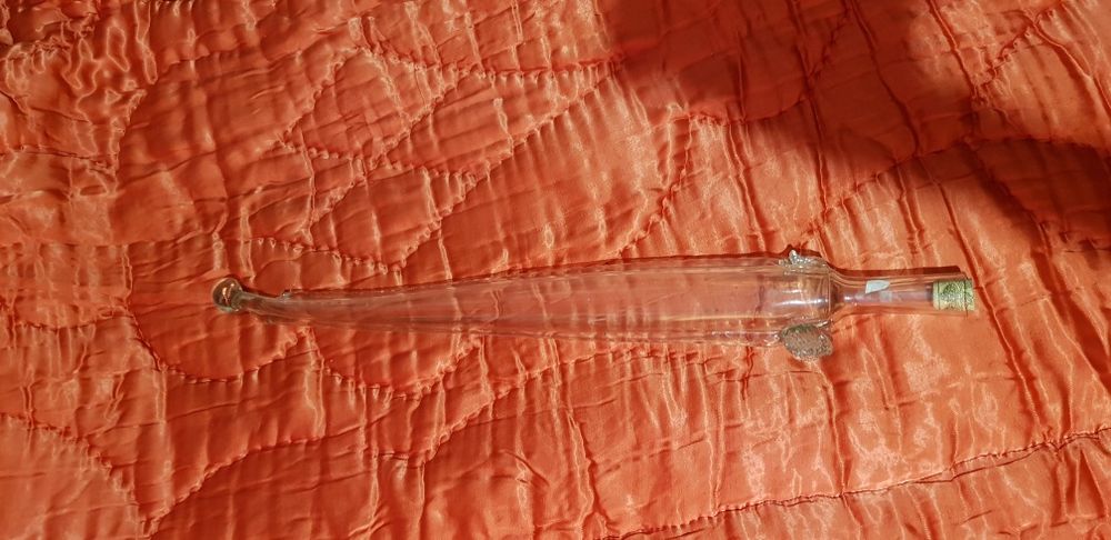 Бутылка для вина, коньяка, водки, оригинальная рыбой