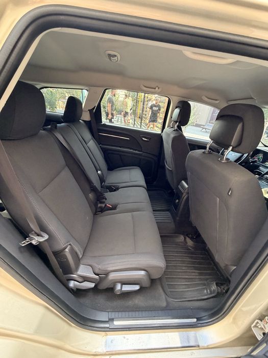 Продам Dodge Journey 2010