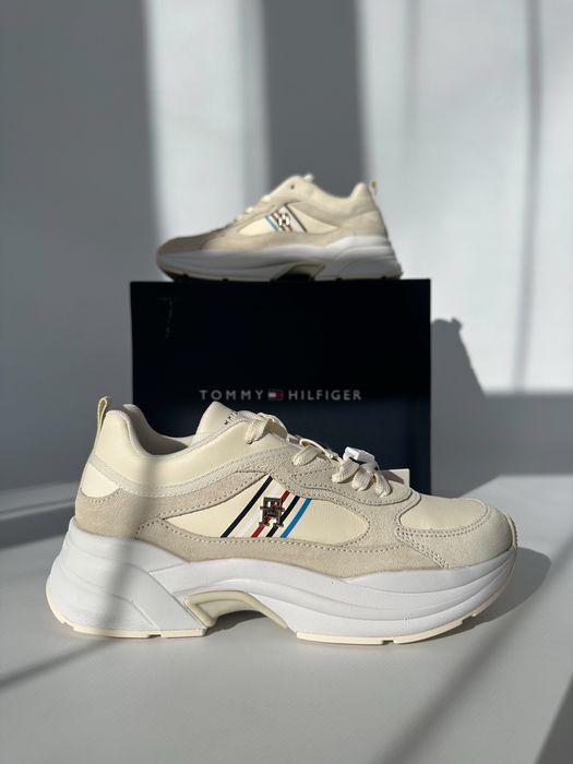 Жіночі кросівки Tommy Hilfiger