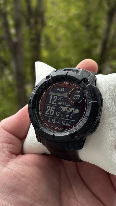 Garmin Instinct 2X Solar Tactical Вбудований ліхтарик Сонячна панель GPS Навігація NFC Оплата Компас Захищені Безліч тренувань Відмінний стан