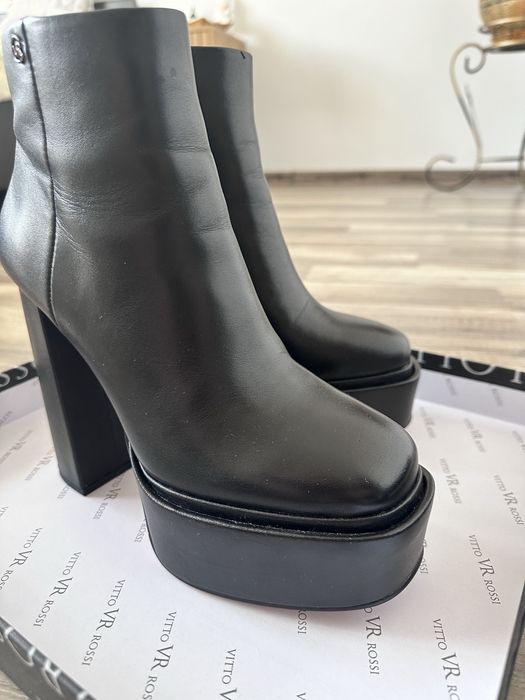 Черевички жіночі