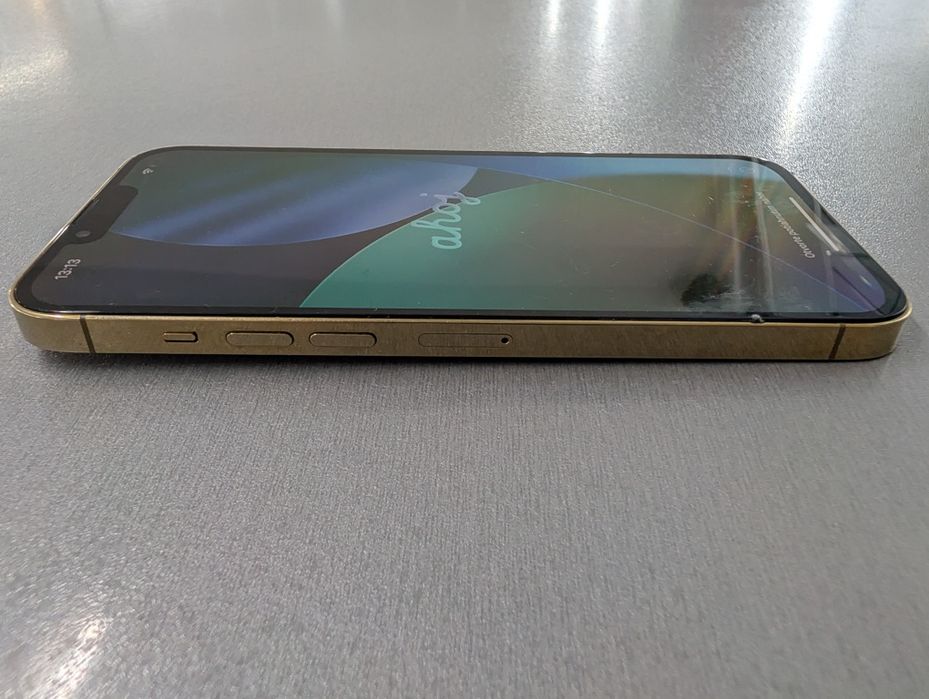 Iphone 13 pro max  gold