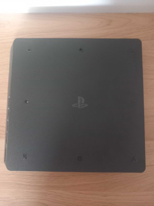 Playstation 4 Days of play / cinzenta