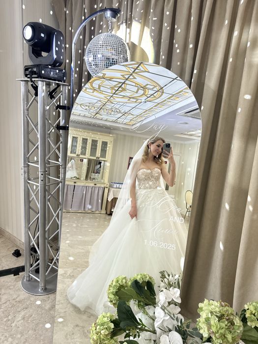 Весільна сукня біла