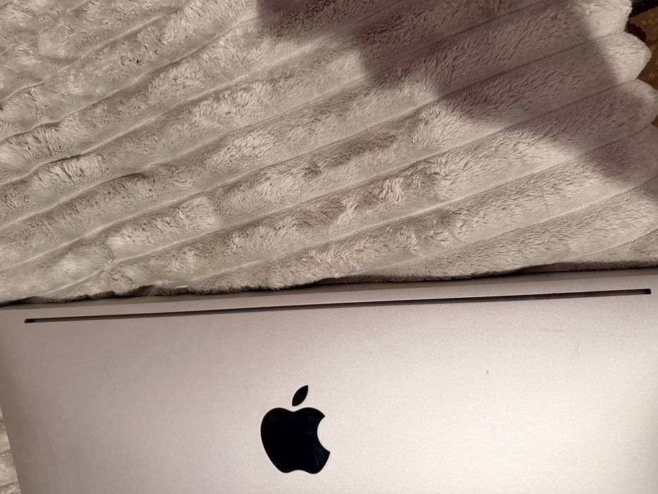 Apple iMac 21.5/27” (2011) — алюмінієвий, оригінал