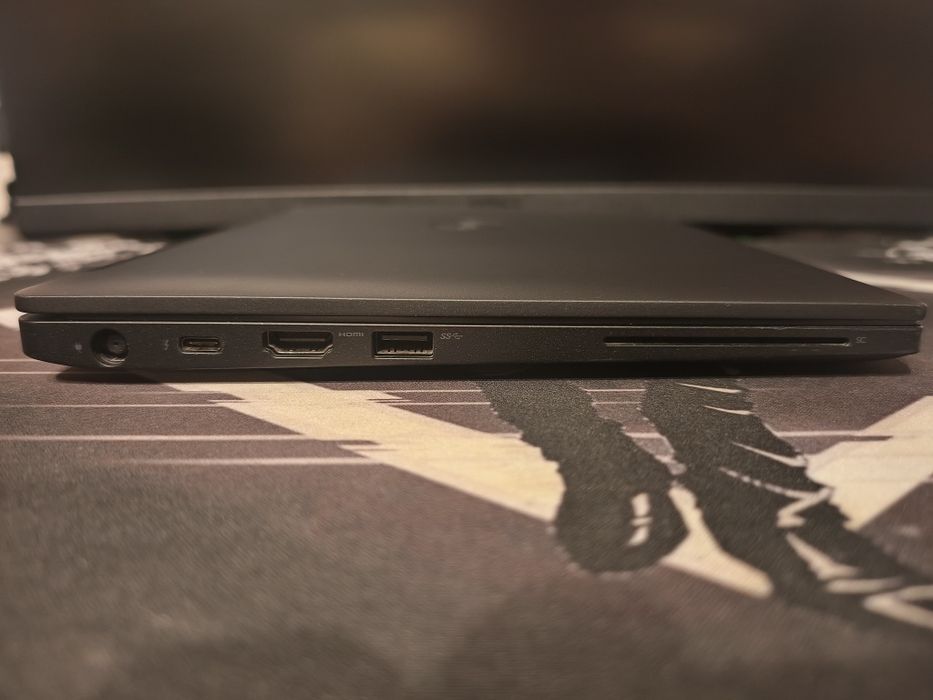 Dell Latitude 7390 13.3" FHD | i5-8350U | 8GB DDR4 | SSD 256GB NVMe