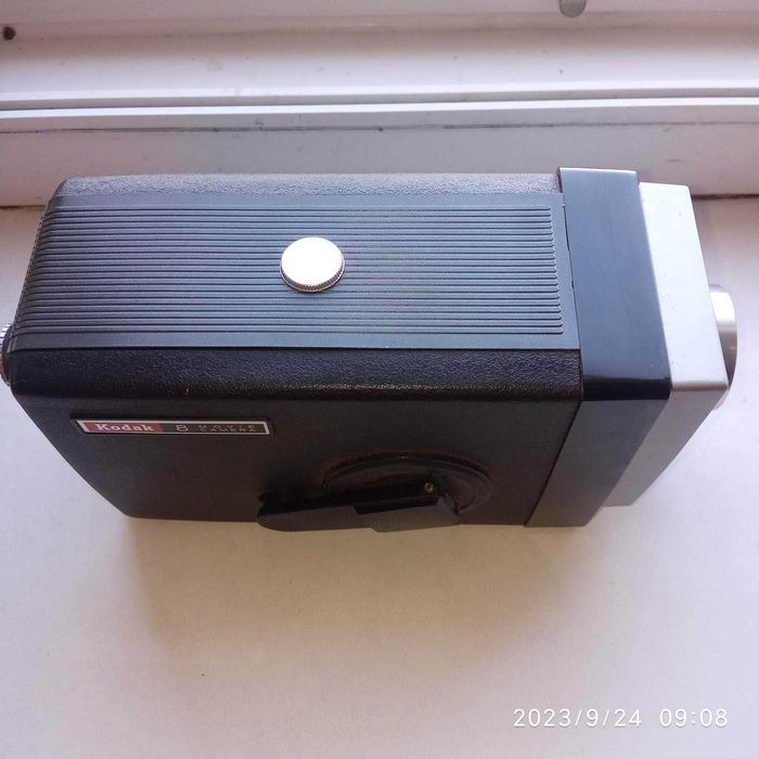 кинокамера Kodak 8