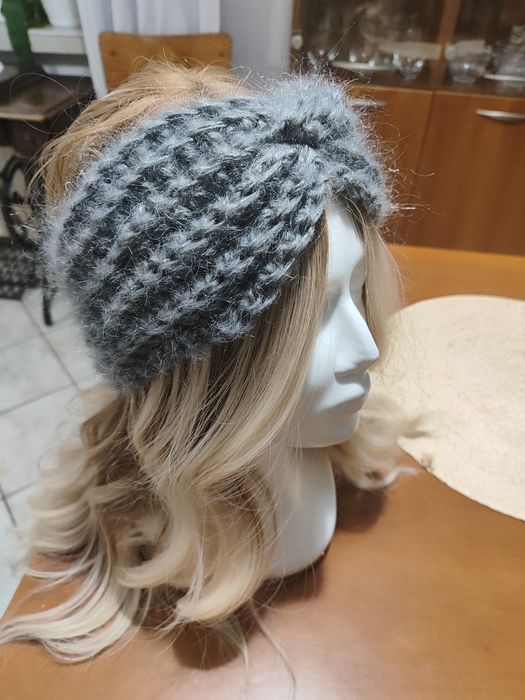 Opaska moher modna