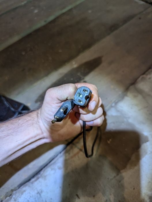 Зарядка для електроскутера. 60 вольт 2ампера