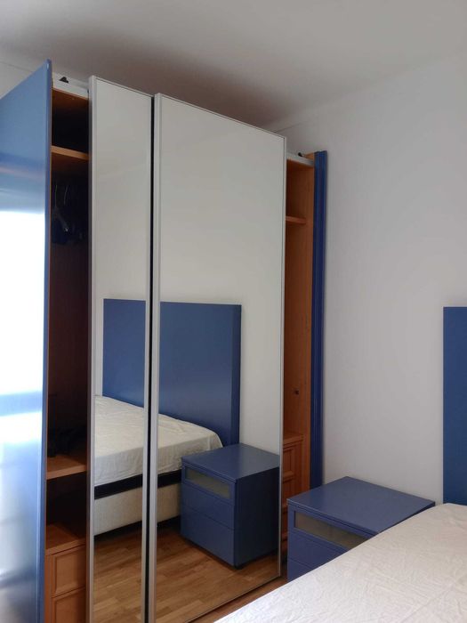 Conjunto de quarto cómoda, roupeiro, cabeceira e mesinhas de cabeceira
