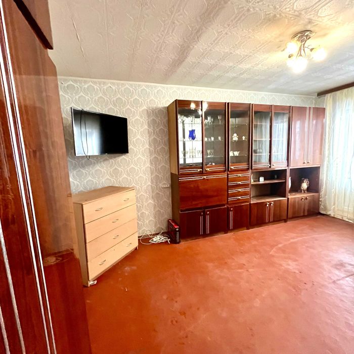 1-кім. Оренда Троєщина. пр-т Червоної Калини 49, ТЦ "Фестивальний"