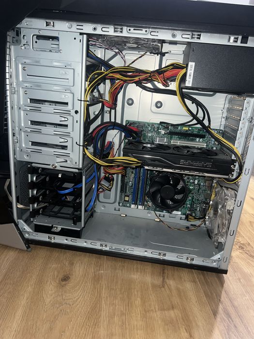 Komputer stacjonarny