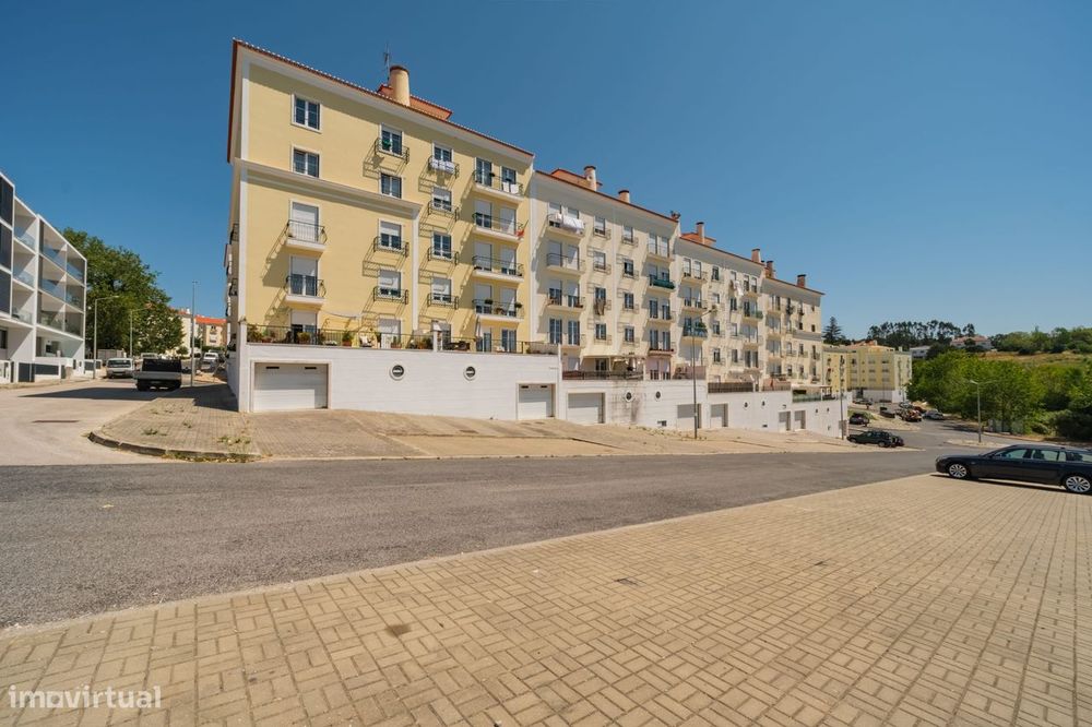 Apartamento T3 com elevador a 7 minutos da Ericeira - Pronto a habitar