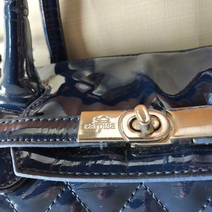 torebka lakierowana Carpisa