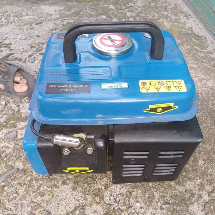 Генератор.Бензиновый генератор