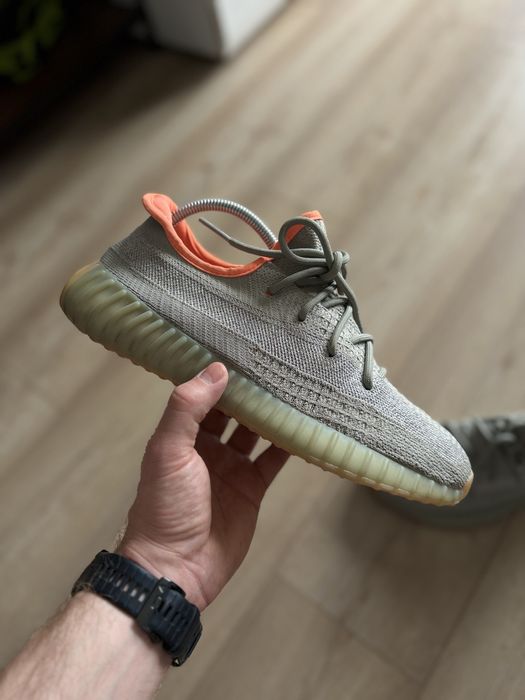 Yeezy 350 V2 Desert sage 44