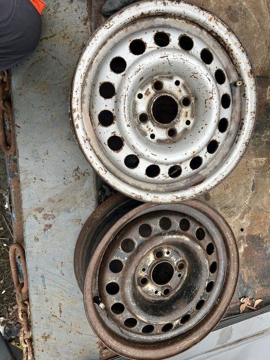 Ресора до мерседеса.листи підкорінніБак для бортового мерседеса. Шквор