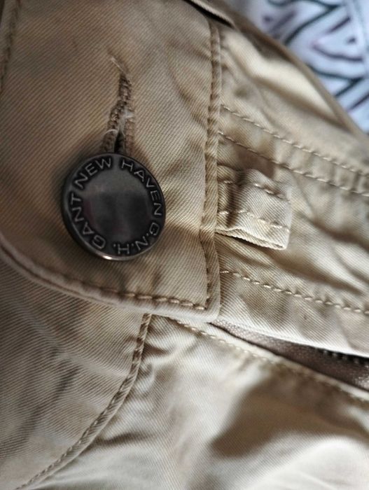 2 calças homem 1 Gant e 1 Hugo Boss