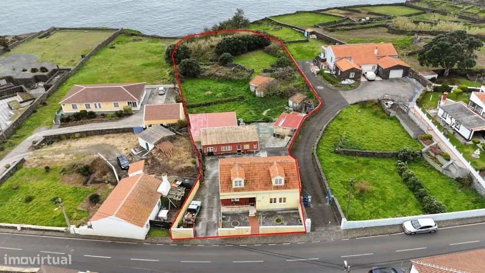 Moradia T5 com vista mar e acesso direto ao oceano, São Bartolomeu de